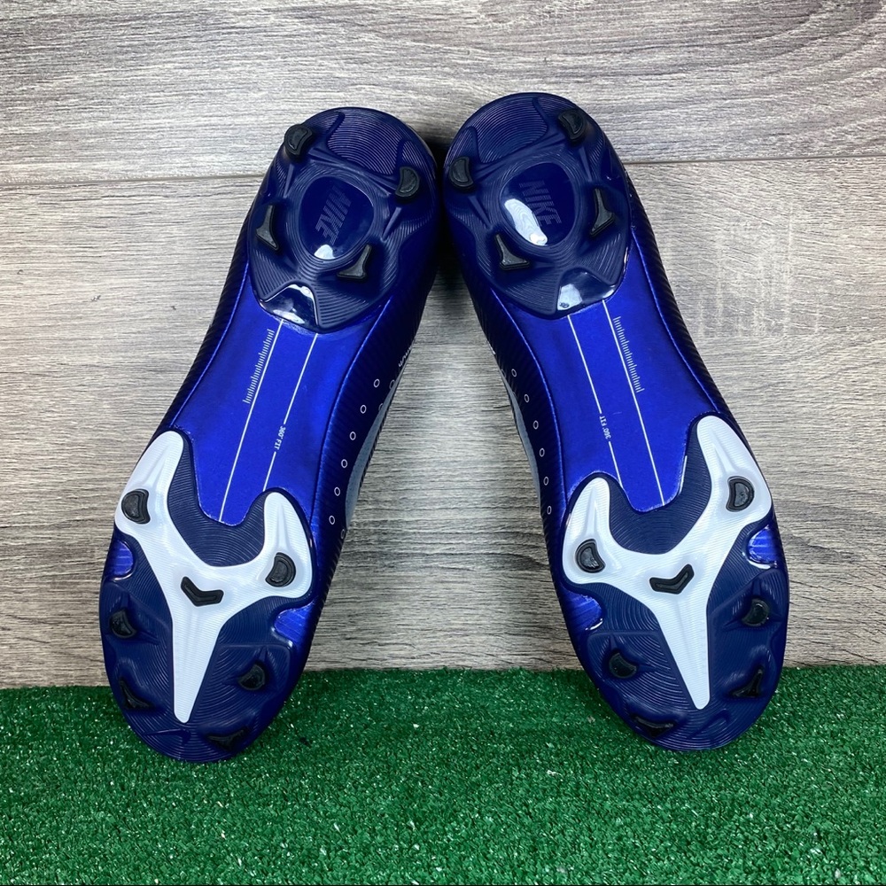 Nike Mercurial Vapor 13 Academy MDS Soccer Cleats - Picture 11 of 12